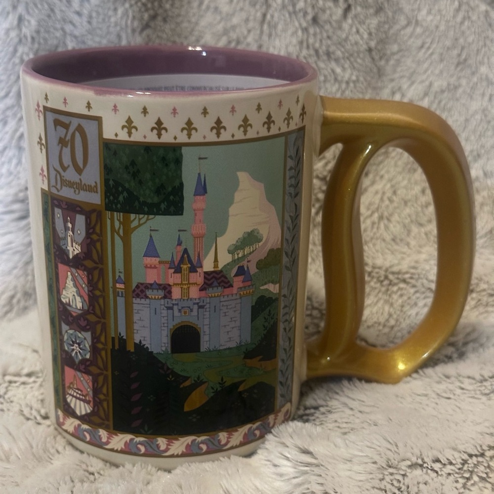 🔥Sleeping Beauty Castle Mug - DISNEYLAND 70TH ANNIVERSARY💥